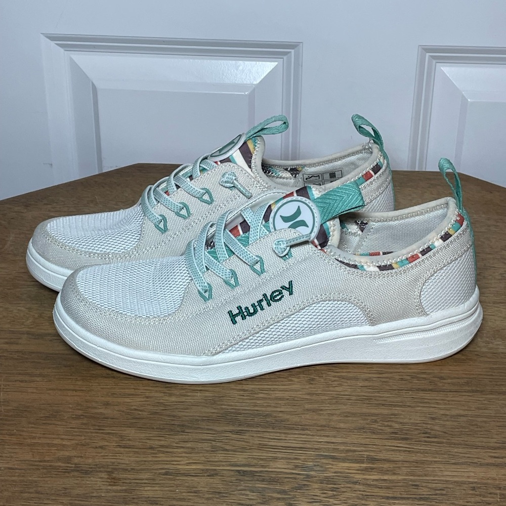 Hurley Women's Castaic Bungee Size 6